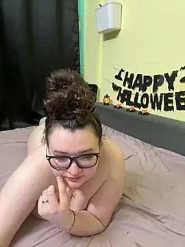 Snapshot of HaleyAyush chatting on October 30, 2025, 4:59 pm HaleyAyush online show from October 30, 2025, 4:59 pm