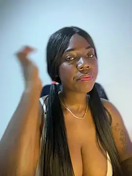 Snapshot of Alexia_24 chatting on November 26, 2025, 3:17 am Alexia 24 online show from November 26, 2025, 3:17 am