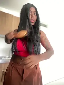 Snapshot of Alexia_24 chatting on November 6, 2025, 6:34 pm Alexia 24 online show from November 6, 2025, 6:34 pm