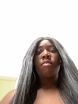 Snapshot of Alexia_24 chatting on November 13, 2025, 4:00 pm Alexia 24 online show from November 13, 2025, 4:00 pm