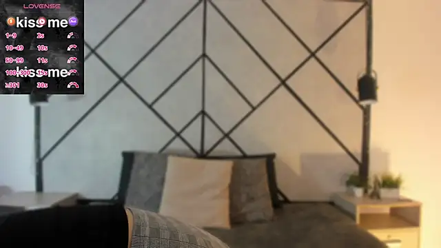 Snapshot of revenmiller_ chatting on November 14, 2025, 8:12 pm revenmiller online show from November 14, 2025, 8:12 pm