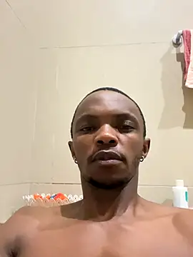 Snapshot of KyleMbatha chatting on November 6, 2025, 8:02 pm KyleMbatha online show from November 6, 2025, 8:02 pm