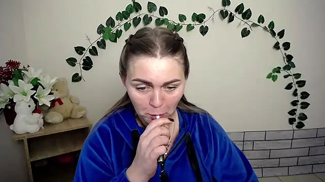 Snapshot of Magic_Katarina_ chatting on October 10, 2025, 6:58 am Magic Katarina online show from October 10, 2025, 6:58 am