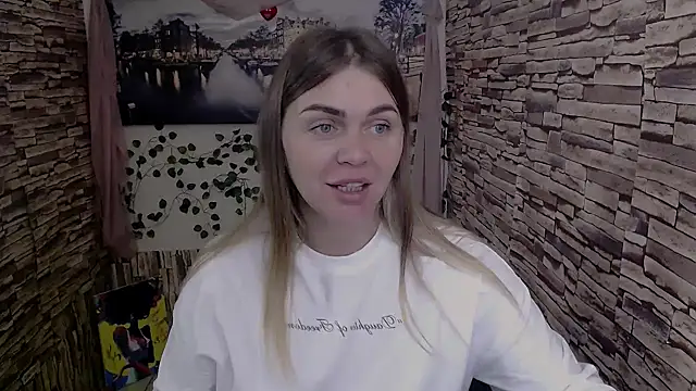 Snapshot of Magic_Katarina_ chatting on November 4, 2025, 7:56 am Magic Katarina online show from November 4, 2025, 7:56 am