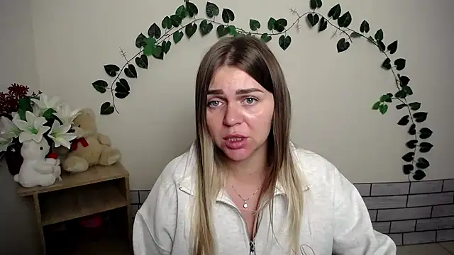 Snapshot of Magic_Katarina_ chatting on October 9, 2025, 6:47 am Magic Katarina online show from October 9, 2025, 6:47 am