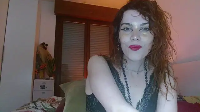 Snapshot of refem9 chatting on February 7, 2026, 9:01 pm refem9 online show from February 7, 2026, 9:01 pm