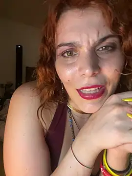 Snapshot of refem9 chatting on August 6, 2026, 2:34 pm refem9 online show from August 6, 2026, 2:34 pm