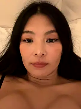 Snapshot of Ninazhang chatting on October 21, 2025, 2:00 am Ninazhang online show from October 21, 2025, 2:00 am