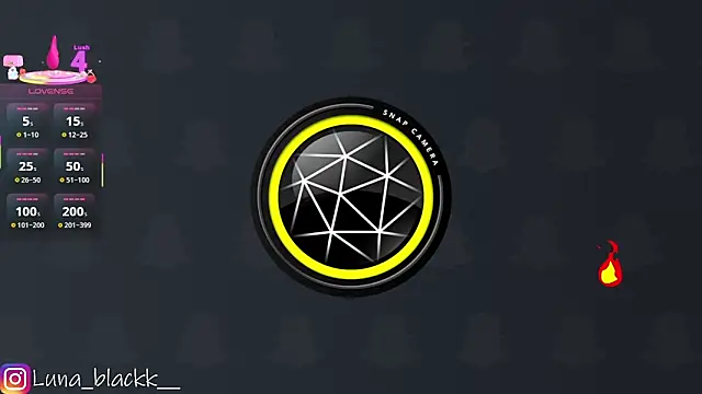 Snapshot of Luna_blackk chatting on November 13, 2025, 9:08 pm Luna blackk online show from November 13, 2025, 9:08 pm