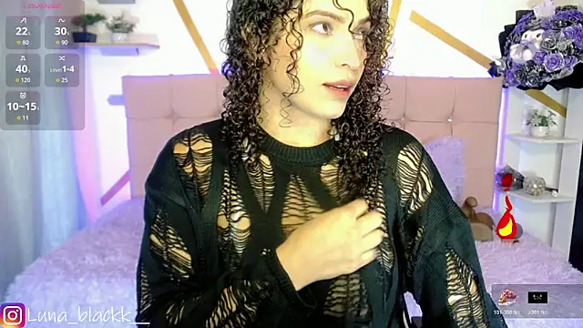Snapshot of Luna_blackk chatting on November 25, 2025, 9:04 pm Luna blackk online show from November 25, 2025, 9:04 pm