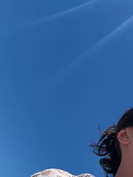 sweetsirenn online show from October 16, 2025, 4:37 pm