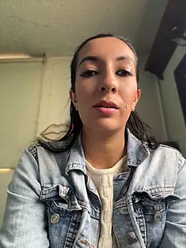 Snapshot of SALOME_KORLAND chatting on June 4, 2026, 5:17 pm SALOME KORLAND online show from June 4, 2026, 5:17 pm