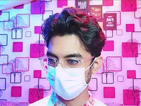 Snapshot of ChiseledCharm chatting on October 18, 2025, 7:49 pm ChiseledCharm online show from October 18, 2025, 7:49 pm