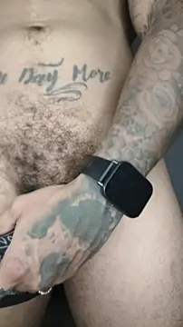 Snapshot of David_tatto1 chatting on April 14, 2026, 3:11 am David tatto1 online show from April 14, 2026, 3:11 am
