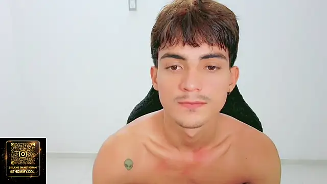 Snapshot of Thommy_cute chatting on May 15, 2026, 1:36 am Thommy cute online show from May 15, 2026, 1:36 am