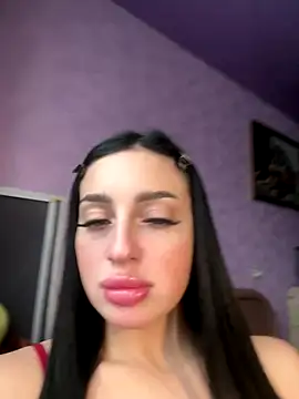 Snapshot of Soft_Pleasure chatting on November 24, 2025, 8:14 am Soft Pleasure online show from November 24, 2025, 8:14 am