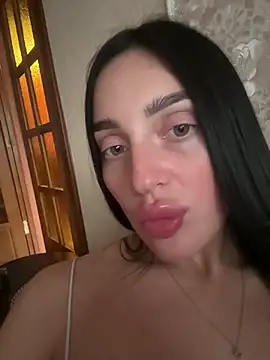 Snapshot of Soft_Pleasure chatting on October 27, 2025, 1:12 pm Soft Pleasure online show from October 27, 2025, 1:12 pm