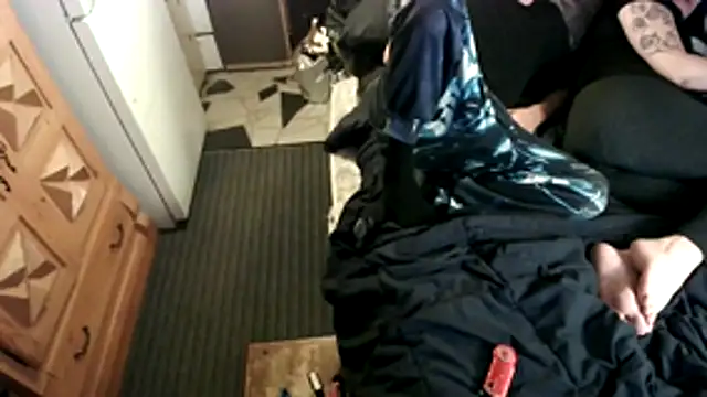 David1982qq online show from October 16, 2025, 7:27 am