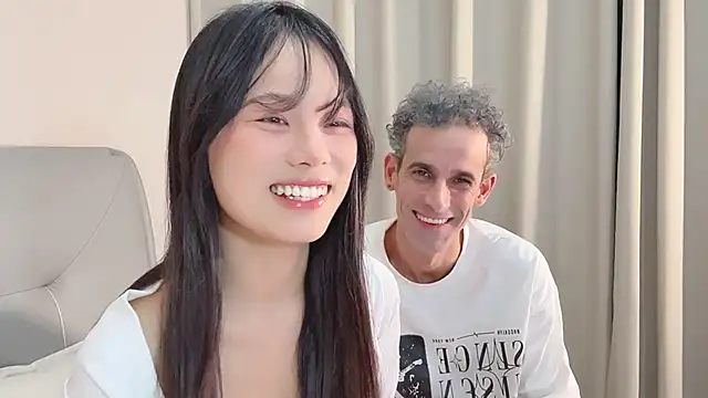 Snapshot of 19cmfuck18girl chatting on November 4, 2025, 4:00 pm 19cmfuck18girl online show from November 4, 2025, 4:00 pm