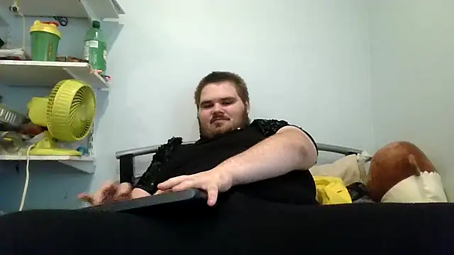 Snapshot of alexthe9t chatting on September 15, 2025, 6:52 pm alexthe9t online show from September 15, 2025, 6:52 pm