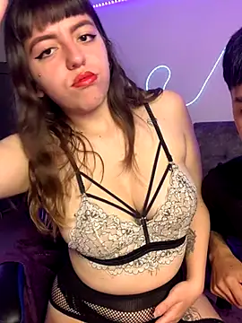 Snapshot of antonelaXantonysex chatting on November 3, 2025, 6:11 pm antonelaXantonysex online show from November 3, 2025, 6:11 pm