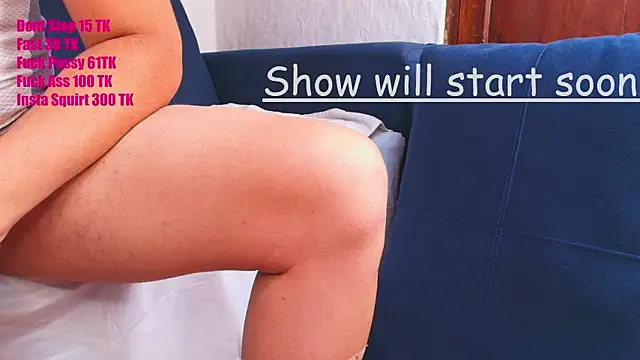 Snapshot of couplelove543 chatting on October 20, 2025, 5:35 pm couplelove543 online show from October 20, 2025, 5:35 pm