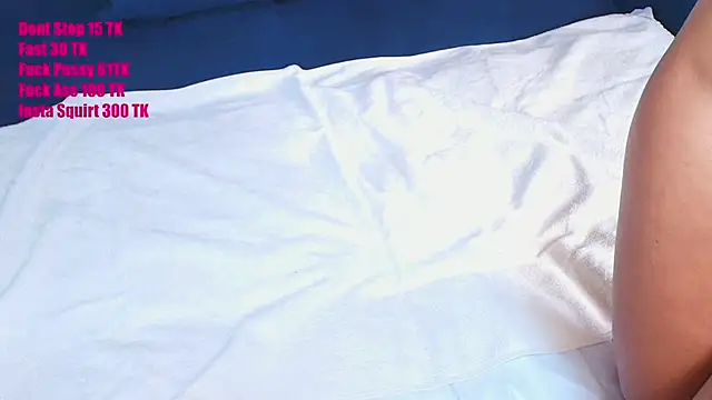 Snapshot of couplelove543 chatting on October 15, 2025, 2:03 pm couplelove543 online show from October 15, 2025, 2:03 pm