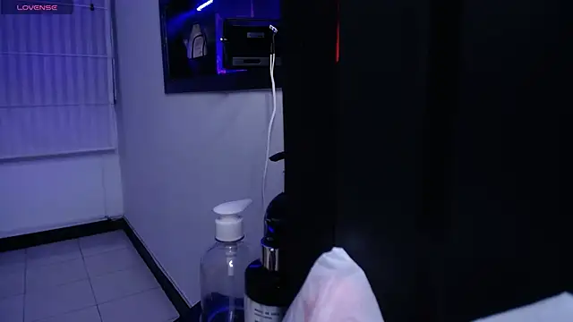 Snapshot of Stephany_Rodriguez chatting on October 22, 2025, 5:56 pm Stephany Rodriguez online show from October 22, 2025, 5:56 pm