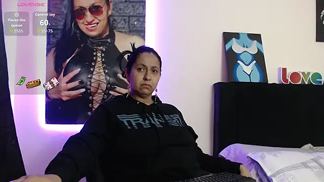 Snapshot of holydeath_1 chatting on November 13, 2025, 11:19 pm holydeath 1 online show from November 13, 2025, 11:19 pm