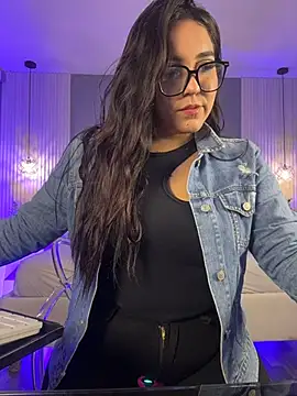 KatlynRous online show from June 20, 2026, 7:08 pm