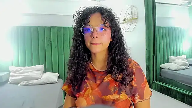 Sweet Lucyy online show from October 2, 2025, 5:55 am