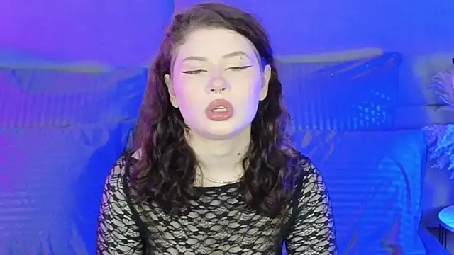 Snapshot of RianaRey chatting on November 29, 2025, 4:51 pm RianaRey online show from November 29, 2025, 4:51 pm