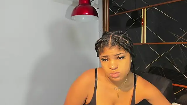 HannyThompson online show from May 6, 2026, 12:53 pm
