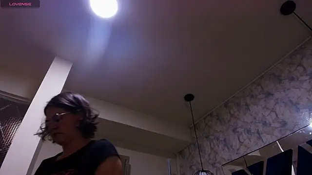 Luciifeer  online show from November 24, 2025, 6:52 pm