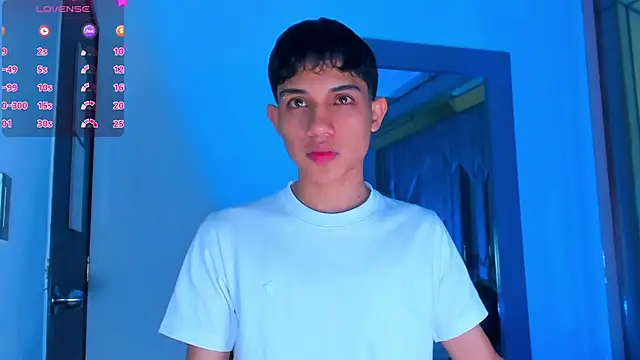 Snapshot of Sebax_Young chatting on April 2, 2026, 8:26 pm Sebax Young online show from April 2, 2026, 8:26 pm