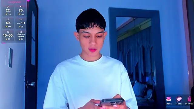 Snapshot of Sebax_Young chatting on April 4, 2026, 8:26 pm Sebax Young online show from April 4, 2026, 8:26 pm