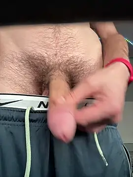 Snapshot of funlad245 chatting on September 27, 2025, 4:13 pm funlad245 online show from September 27, 2025, 4:13 pm