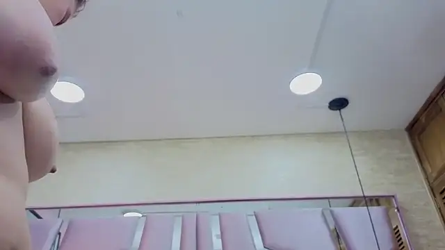 Snapshot of ThaliaCross chatting on June 27, 2026, 12:11 pm ThaliaCross online show from June 27, 2026, 12:11 pm