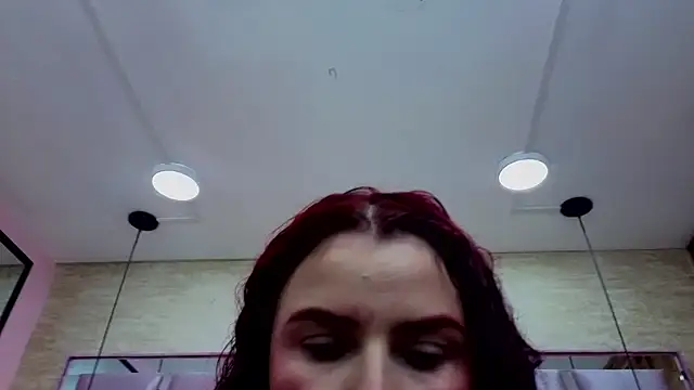 Snapshot of ThaliaCross chatting on August 8, 2026, 7:54 pm ThaliaCross online show from August 8, 2026, 7:54 pm
