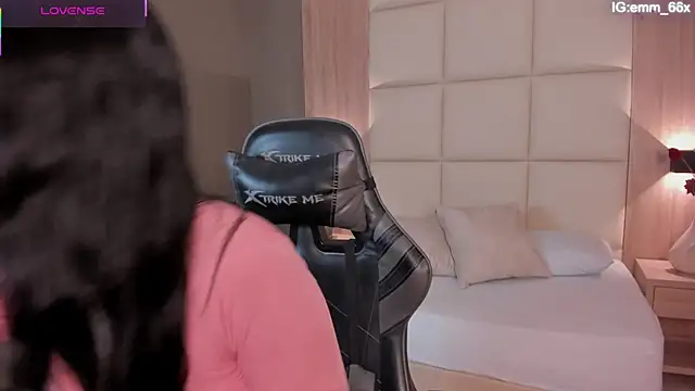 emma fhox online show from December 21, 2025, 2:24 am