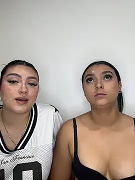 nicolexxaleja online show from July 8, 2026, 3:30 am