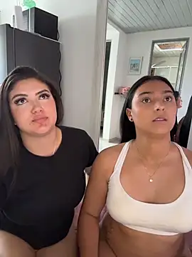 nicolexxaleja online show from February 16, 2026, 9:34 pm