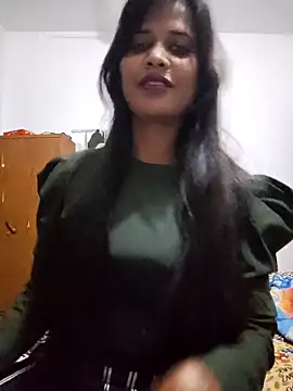 Snapshot of cute_radhikaa chatting on November 3, 2025, 6:33 pm cute radhikaa online show from November 3, 2025, 6:33 pm