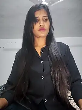 Snapshot of cute_radhikaa chatting on December 2, 2025, 3:47 pm cute radhikaa online show from December 2, 2025, 3:47 pm