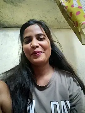 Snapshot of cute_radhikaa chatting on May 16, 2026, 6:34 am cute radhikaa online show from May 16, 2026, 6:34 am