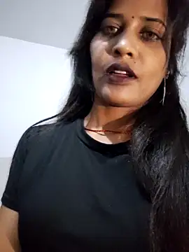 Snapshot of cute_radhikaa chatting on November 2, 2025, 3:50 pm cute radhikaa online show from November 2, 2025, 3:50 pm