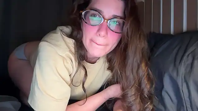 Snapshot of Meowkillah13 chatting on February 3, 2026, 12:43 am Meowkillah13 online show from February 3, 2026, 12:43 am