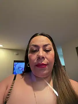 Snapshot of SamyHot2025 chatting on February 14, 2026, 5:13 pm SamyHot2025 online show from February 14, 2026, 5:13 pm