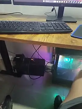 Snapshot of Yessica_Lopezz chatting on October 16, 2025, 1:08 pm Yessica Lopezz online show from October 16, 2025, 1:08 pm