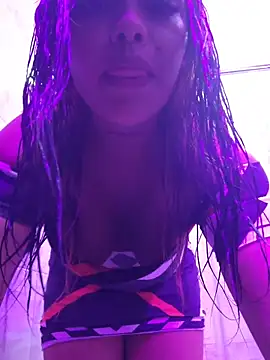 Snapshot of Yessica_Lopezz chatting on November 8, 2025, 2:37 am Yessica Lopezz online show from November 8, 2025, 2:37 am